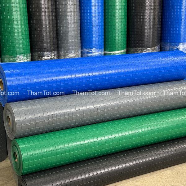 tham-nhua-nut-vuong-to-nho-3 Thảm Tốt là đơn vị cung cấp các loại thảm trải sàn nhựa nút vuông