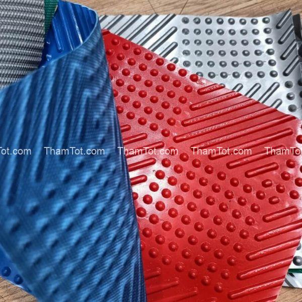 tham-nhua-dinh-soc-4 Cận chất thảm nhựa đinh sọc