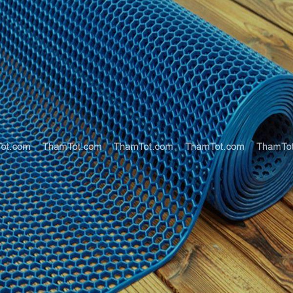 tham-nhua-luoi-to-ong-4 Thảm nhựa lưới tổ ong màu xanh dương