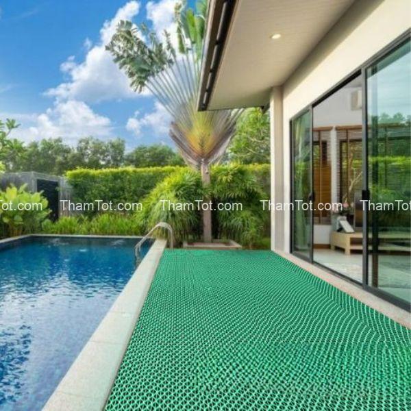 Lắp đặt Đặc điểm của thảm trải sàn nhựa lưới